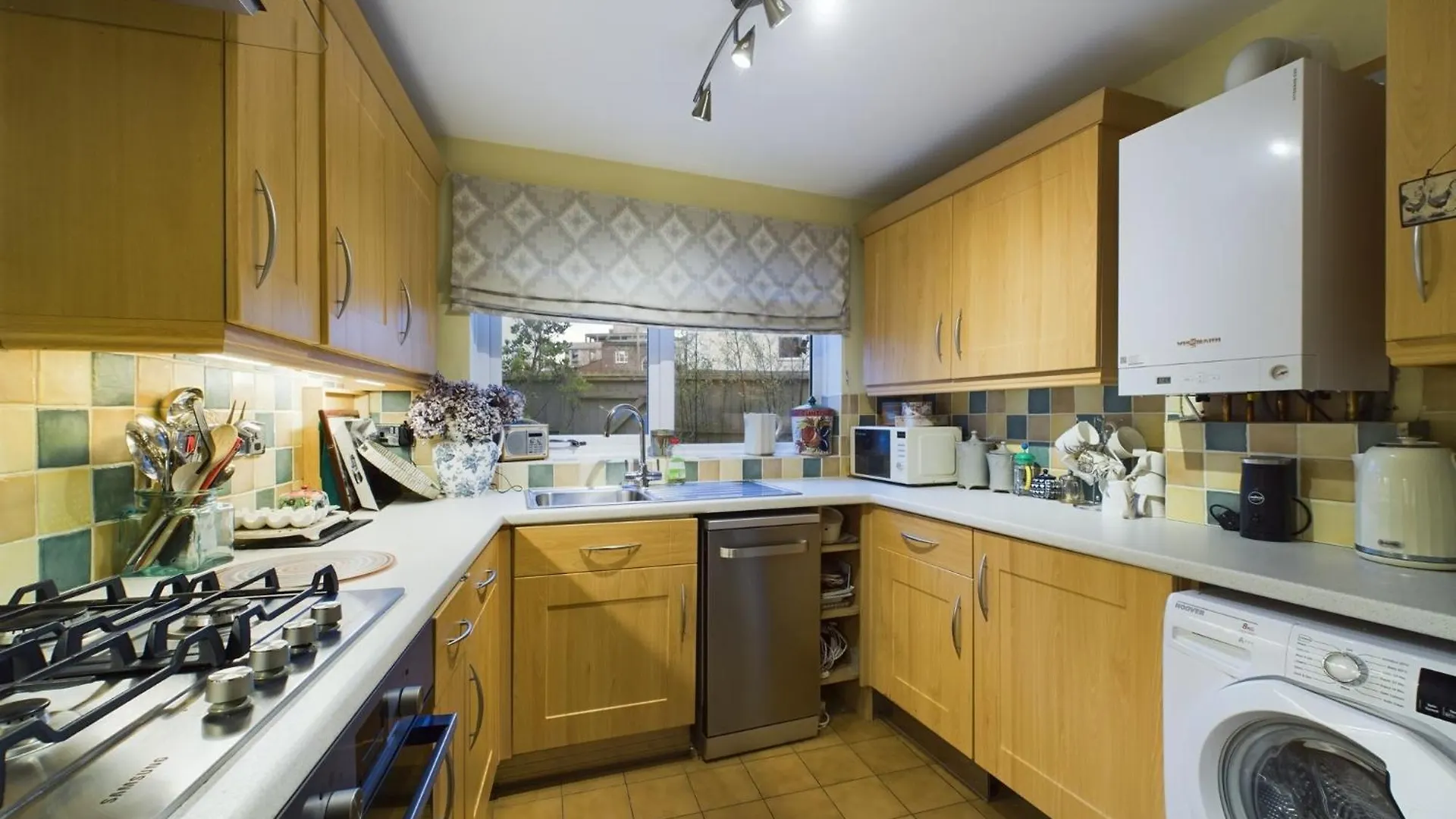 Holiday home Bliss Nest Two Bed Central Wi-Fi Garden GLOUCESTERSHIRE United Kingdom