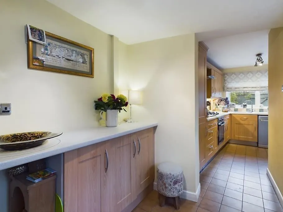 Bliss Nest Two Bed Central Wi-Fi Garden GLOUCESTERSHIRE United Kingdom